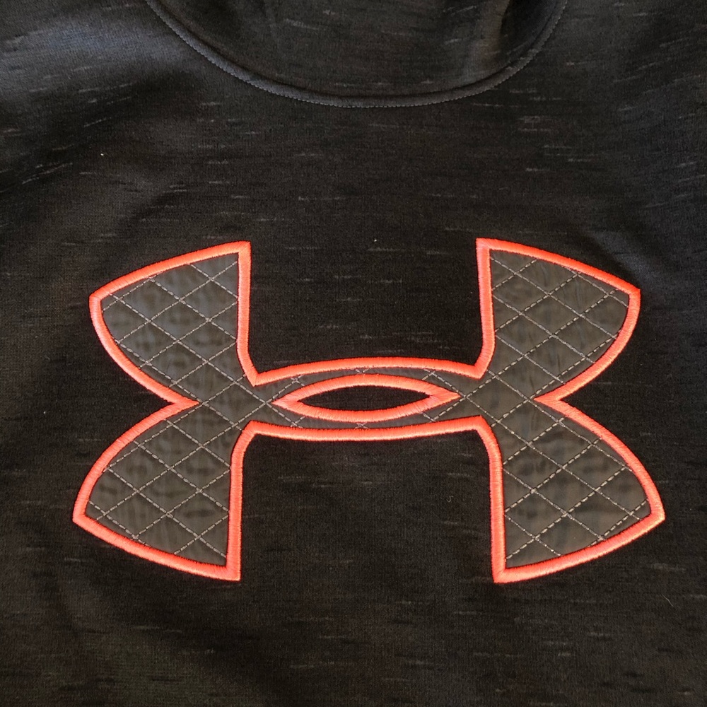 UNDER ARMOUR turtle neck hoodie XS